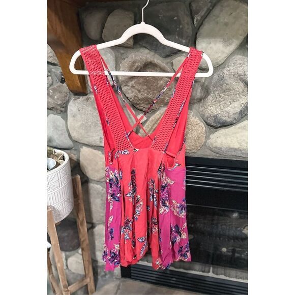 FreeāPeopleā
sundress - Picture 4 of 8